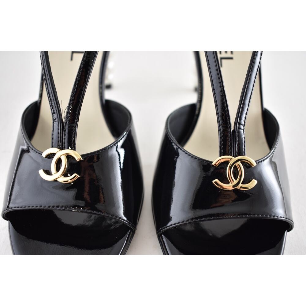 Chanel 23S Black Patent Leather CC Logo Pearl Heel Ankle Strappy Sandal Pump 37 - Picture 8 of 15
